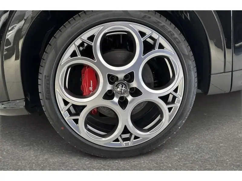 VEHICLE__CONDITION_SERVICE Alfa Romeo Tonale Veloce Hybrid 160 BLACK 20
