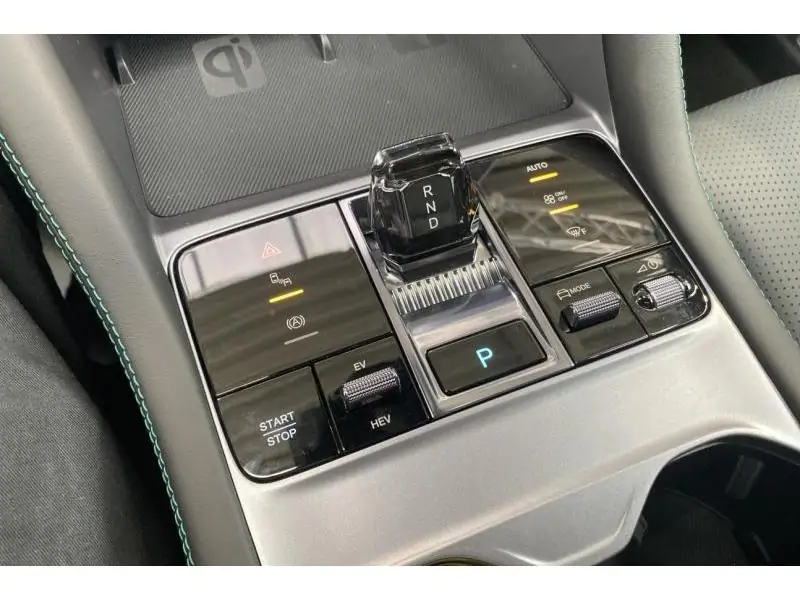 Occasion BYD SEAL U DM-i 218 PHEV BOOST 2WD BLACK 16