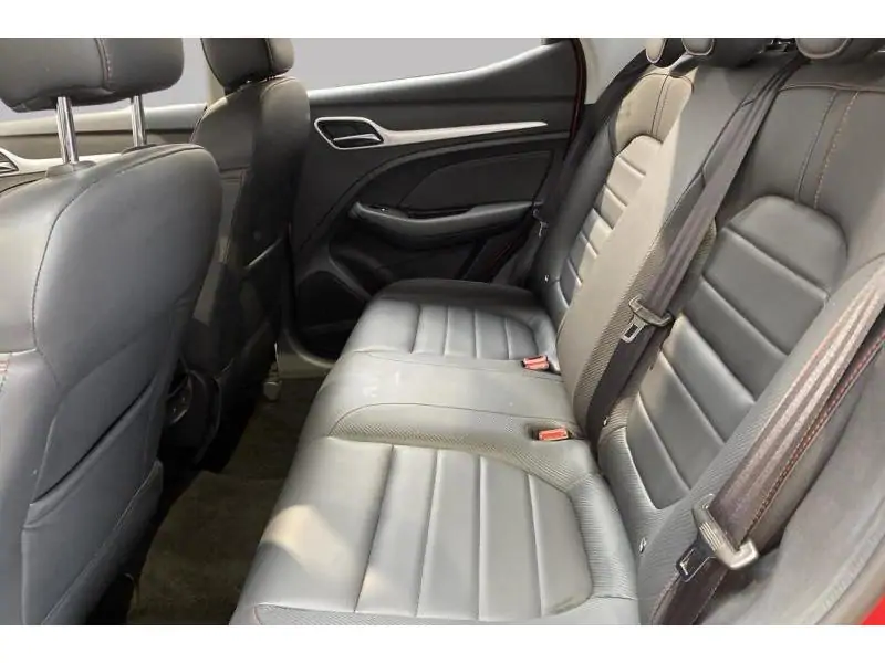 Occasion MG ZS Luxury RED 18