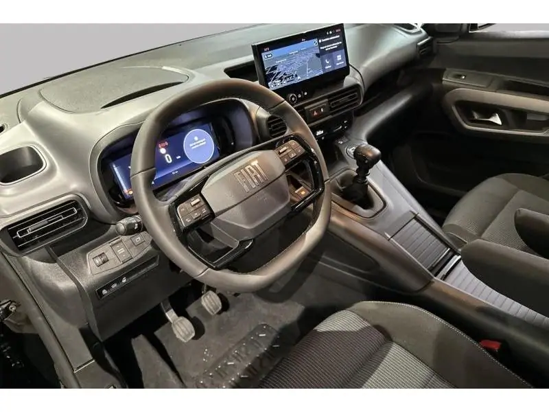 Démo Fiat Doblo PC 1.2 110  vrij 30/09 BLACK 9