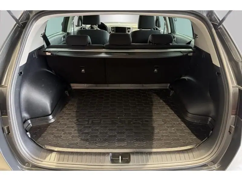 Occasion Kia Sportage Black - Camera - Navi - Carplay GREY 12