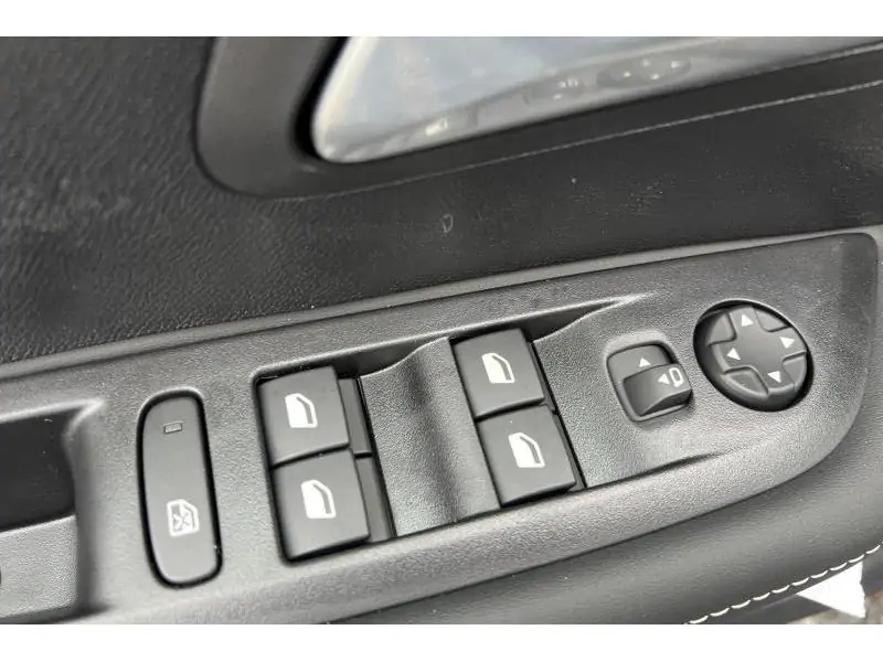 VEHICLE__CONDITION_SERVICE Peugeot 208 ENVY GREY 17