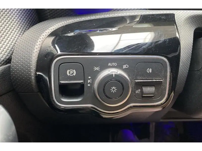 Occasion Mercedes-Benz CLA 180 CLA d* GPS Caméra Jantes ALu BLACK 26
