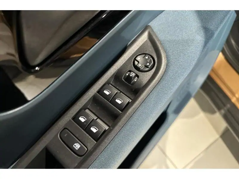 VEHICLE__CONDITION_SERVICE Fiat Panda GRANDE PANDA LA PRIMA BRONZE 17