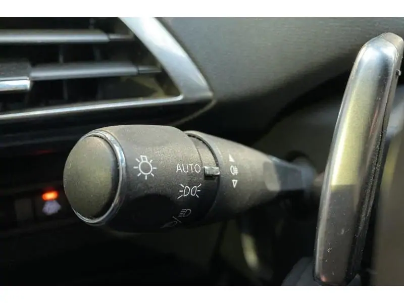 Occasion Peugeot 3008 Allure Pack HYBRID GREY 24