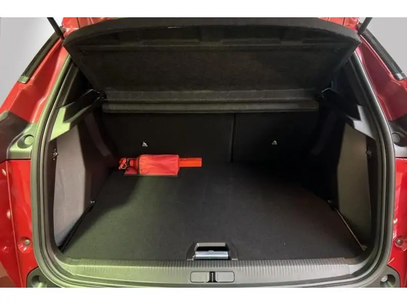 VEHICLE__CONDITION_SERVICE Peugeot 2008 ALLURE RED 19