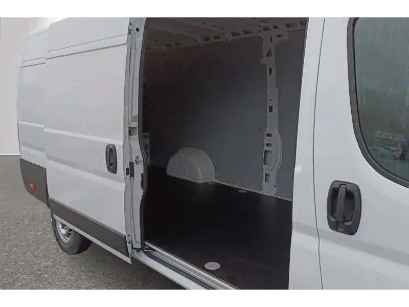 VEHICLE__CONDITION_SERVICE Peugeot Boxer 435 L4H2 2.2 180 3T trekvermog WHITE 18