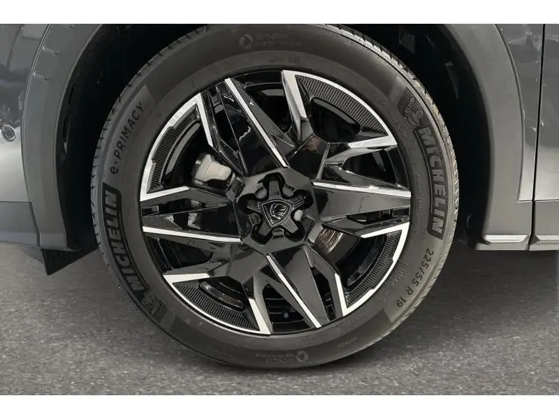 Démo Peugeot 5008 First Ed GT Hybrid 145 e-DCS6 7pl GREY 20