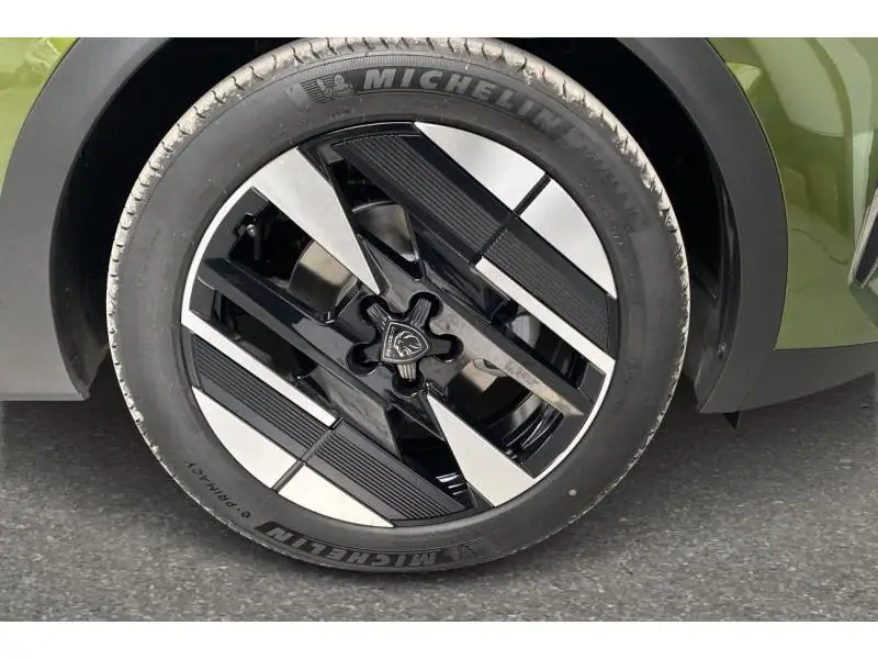 Démo Peugeot 408 GT EXCLUSIVE GREEN 22