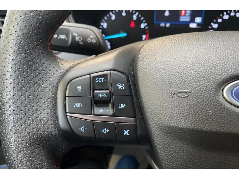 Occasion Ford Focus CLIPPER ST-Line 1.0 ECOBOOST MHEV GREY 25