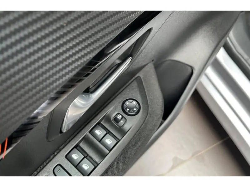 Occasion Peugeot 208 envy GREY 17
