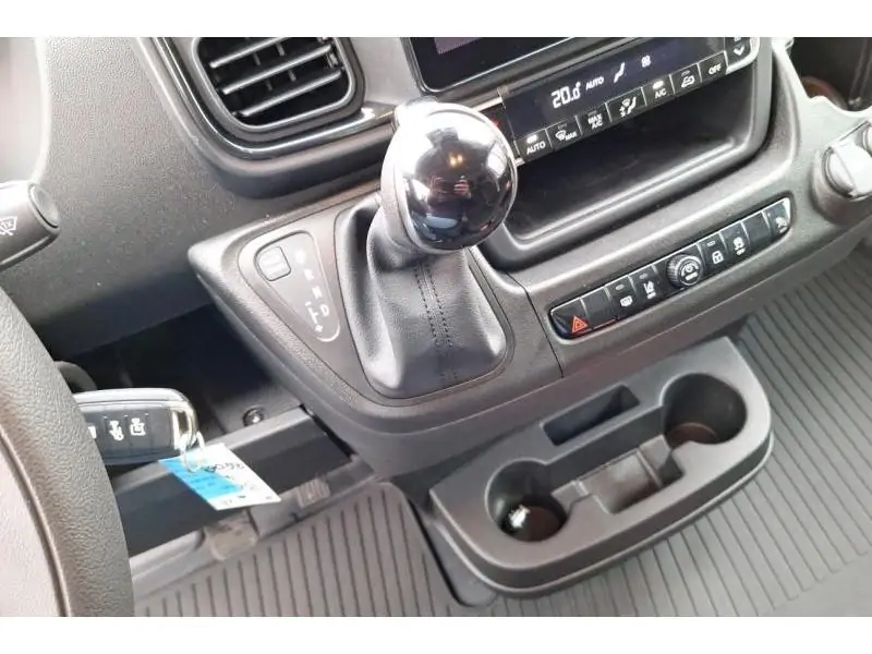 VEHICLE__CONDITION_SERVICE Peugeot Boxer 435 L3H2 140 3T trekvermogen WHITE 16
