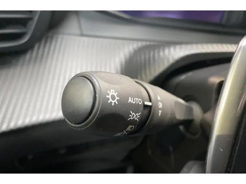 Occasion Peugeot 2008 Allure GREY 26