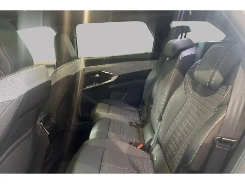 Occasion Peugeot 5008 III & e- Allure WHITE 18