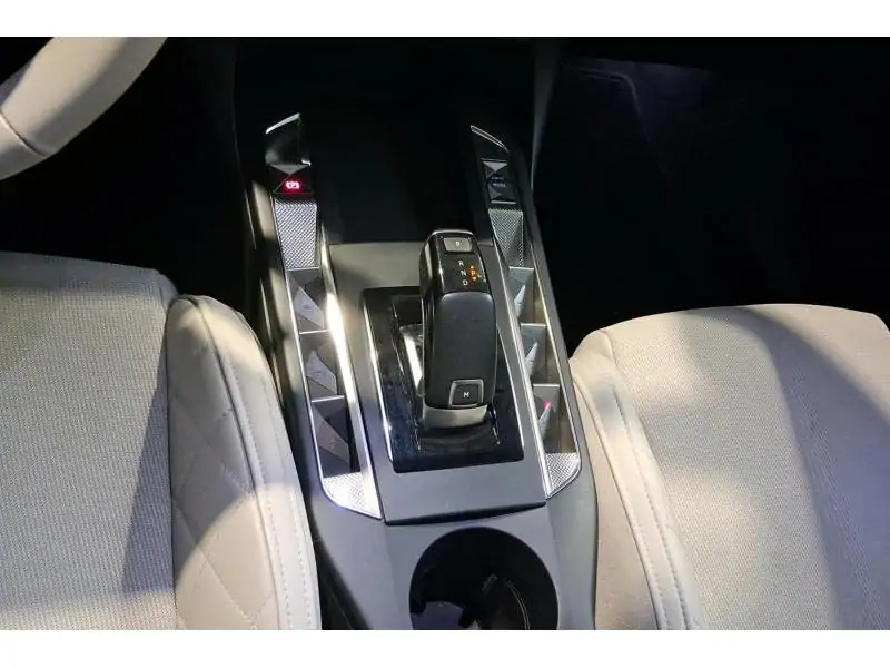 Occasion DS Automobiles DS 3 Crossback 3 Crossback Rivoli WHITE 16