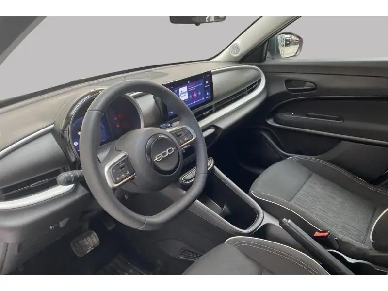 Occasion Fiat 600 Hybrid WHITE 9