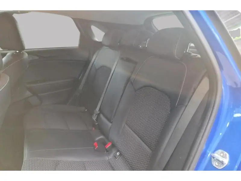 Occasion Kia Ceed Pulse *attelage* BLUE 18