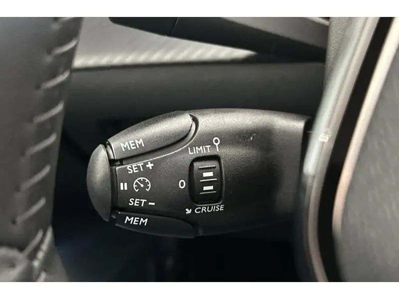 Occasion Peugeot 208 Active RED 17