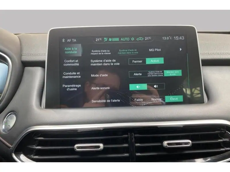 Occasion MG EHS Luxury PHEV RED 36