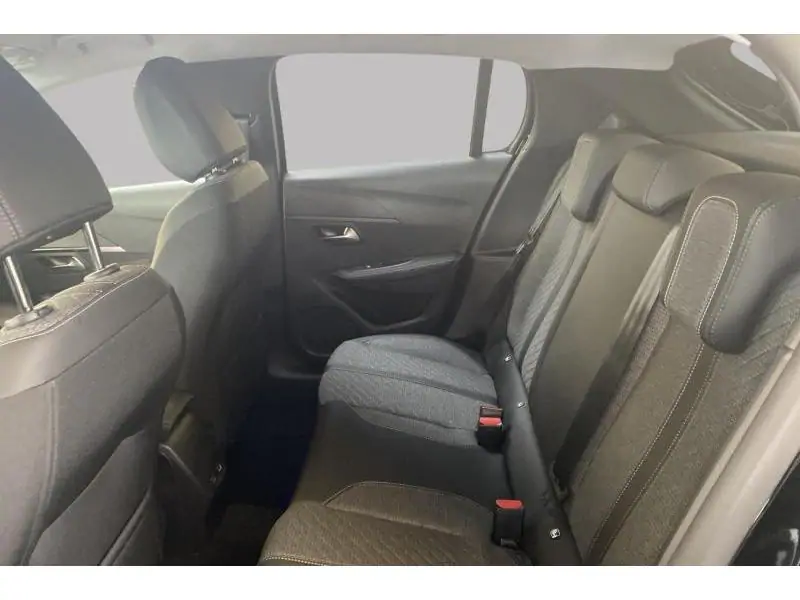 VEHICLE__CONDITION_SERVICE Peugeot 208 Allure 1.2 Turbo 100 Man.6 BLACK 18