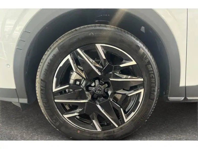 Occasion Peugeot 5008 III & e- Allure WHITE 20