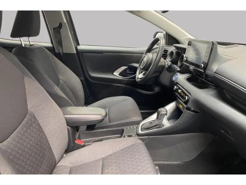 Occasion Toyota Yaris IV GREY 8