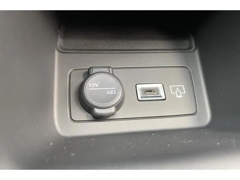 VEHICLE__CONDITION_SERVICE Peugeot 308 ALLURE*dispo 10/2026 GREY 38