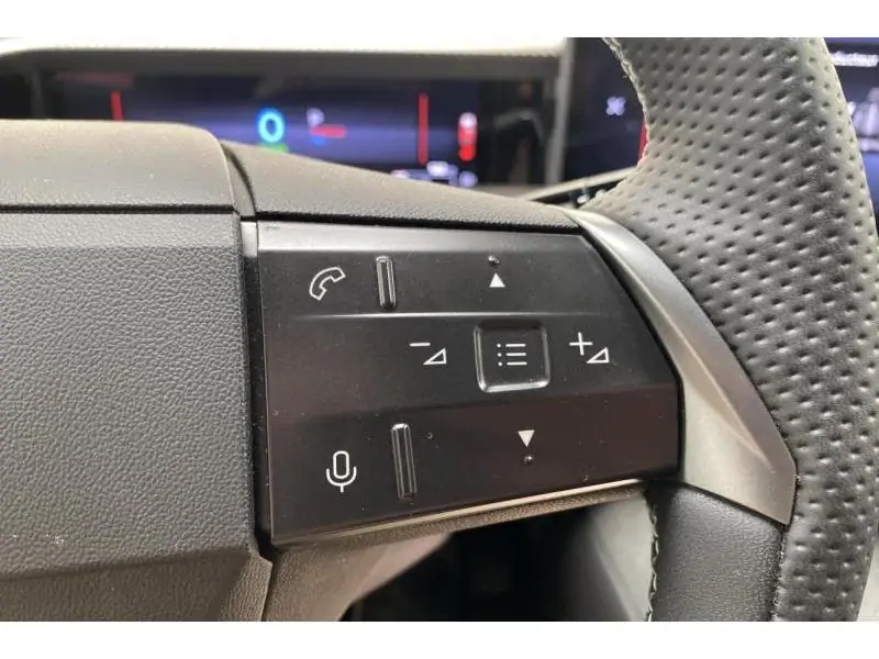 VEHICLE__CONDITION_SERVICE Opel Grandland GS Plug In Hybrid BLACK 26