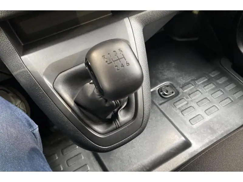 Occasion Opel Vivaro VAN L2*Gtie usine 8 ans! WHITE 16