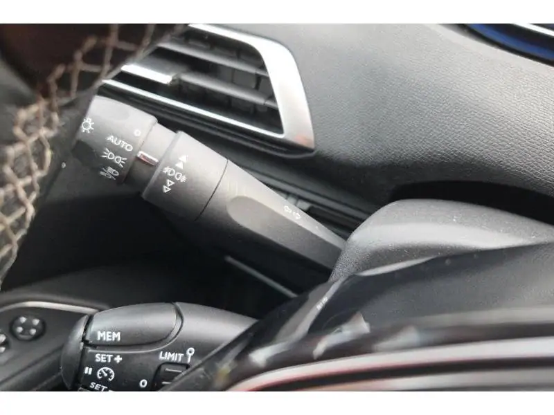 Occasion Peugeot 3008 ALLURE GREY 25