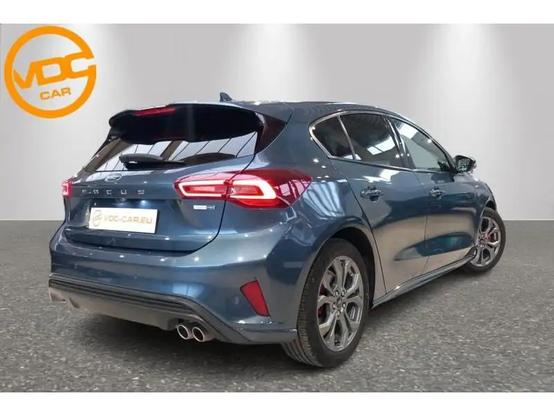Occasion Ford Focus ST Line BLUE 3