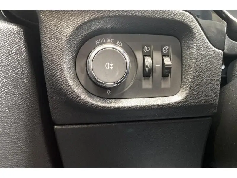 Occasion Opel Corsa Edition*GPS-Clim-Détecteurs Ar GREY 21