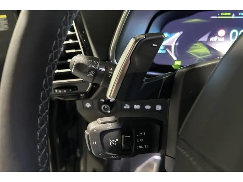 VEHICLE__CONDITION_SERVICE DS Automobiles DS 7 PLUG-IN HYBRID 225 ETOILE BLACK 24
