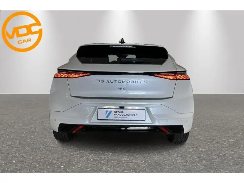 VEHICLE__CONDITION_SERVICE DS Automobiles DS 4 HYBRID 145 ETOILE WHITE 7