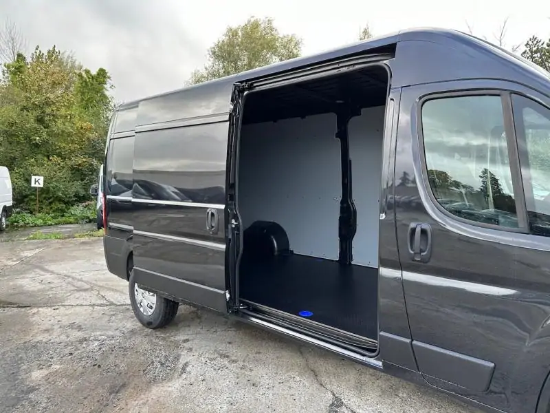 Démo Peugeot Boxer 440 4TON \\\\ €29980+TVA BLACK 11