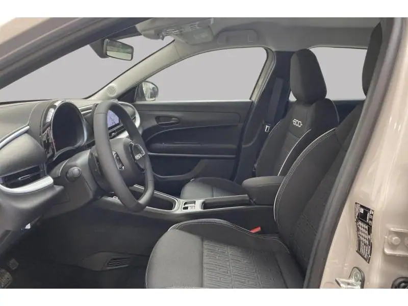 VEHICLE__CONDITION_SERVICE Fiat 600 My24 Hybrid BEIGE 10