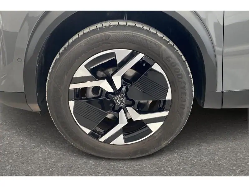 Occasion Peugeot 2008 GT* Navi Caméra de recul GREY 21