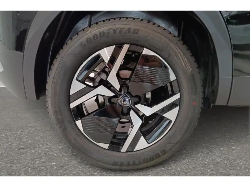 VEHICLE__CONDITION_SERVICE Peugeot 2008 Allure Hybrid 145 e-DSC6 BLACK 20