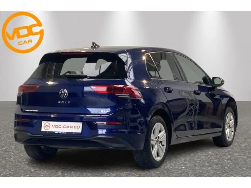 Occasie Volkswagen Golf VIII Life 1.0 eTSI DSG BLUE 3
