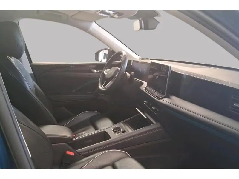 Occasion Volkswagen Tiguan IV Life BLUE 2