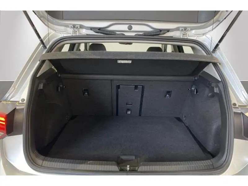 Occasion Volkswagen Golf VIII Life 1.0 TSI DSG GREY 19