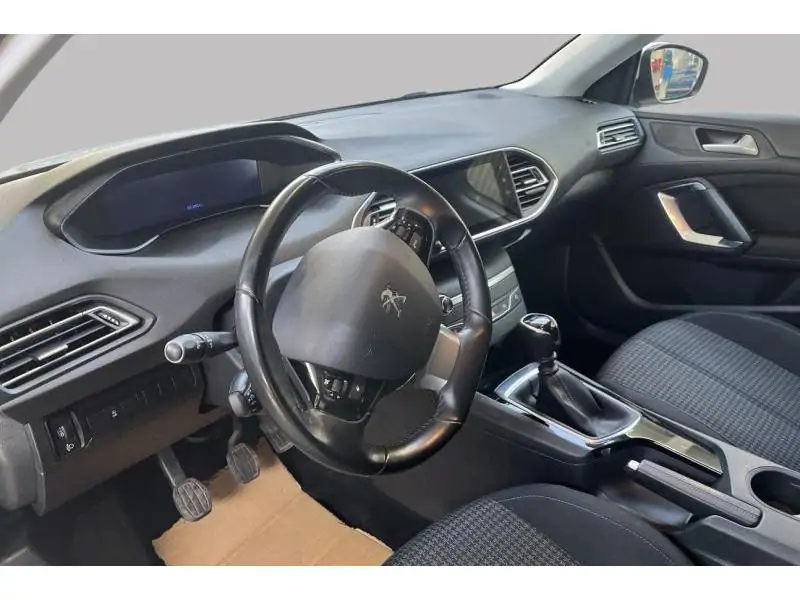 Occasion Peugeot 308 STYLE WHITE 9