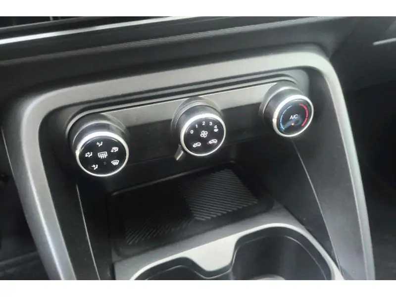VEHICLE__CONDITION_SERVICE Citroen C3 and ë- IV You BLUE 15