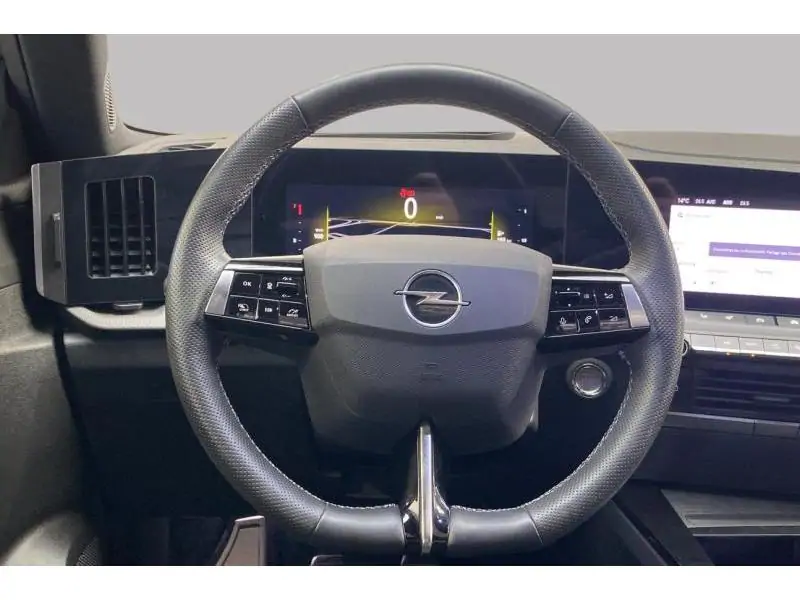 Occasion Opel Astra Ultimate YELLOW 12