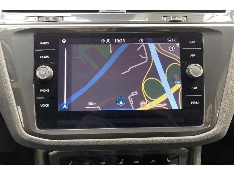 Occasion Volkswagen Tiguan Life* GPS Détecteurs arr. Jantes Alu WHITE 13