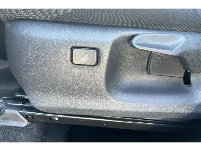 Occasion Toyota C-HR Hybride GREY 21