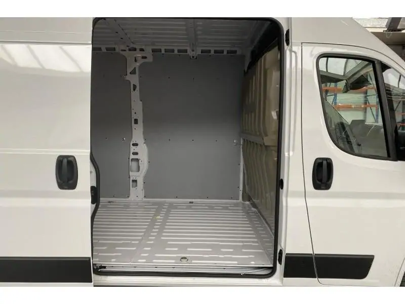 VEHICLE__CONDITION_SERVICE Peugeot Boxer L3H2*Navi Caméra*dispo11/2026 WHITE 18