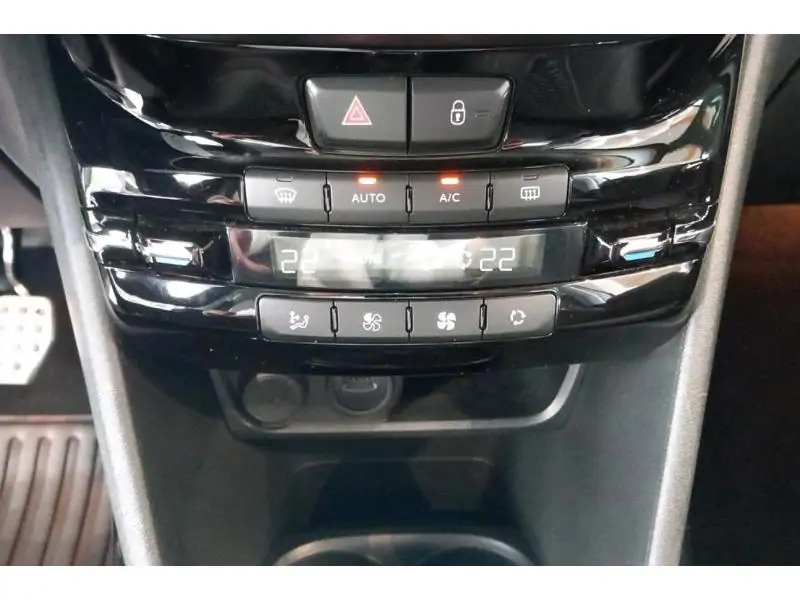 Occasion Peugeot 2008 gt line GREY 15