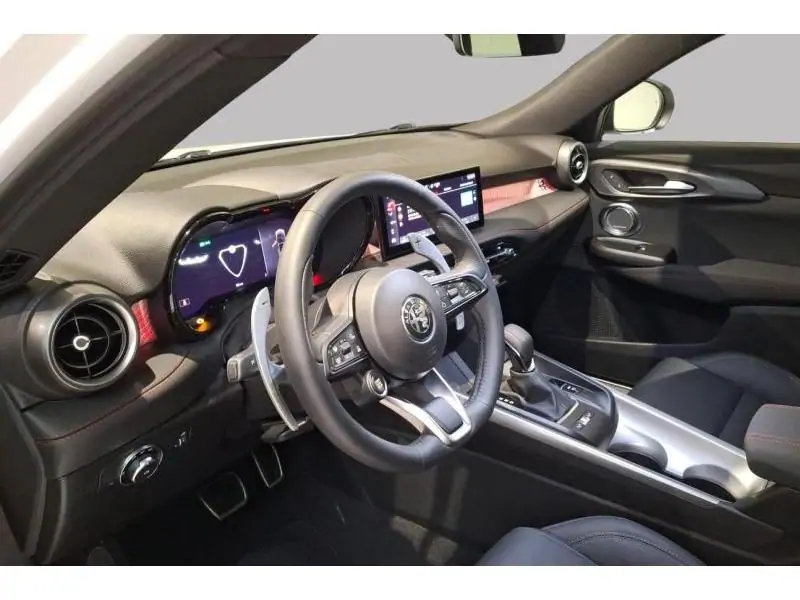 VEHICLE__CONDITION_SERVICE Alfa Romeo Tonale Hybrid 160 Tributo Italiano WHITE 9