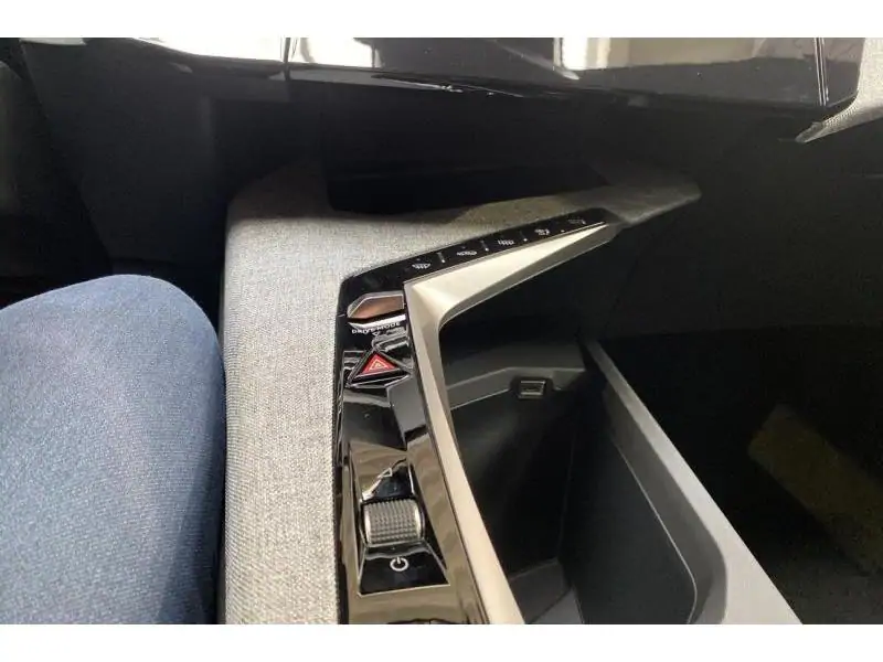 Occasion Peugeot 3008 ALLURE* Clim. Caméra de recul BLACK 34